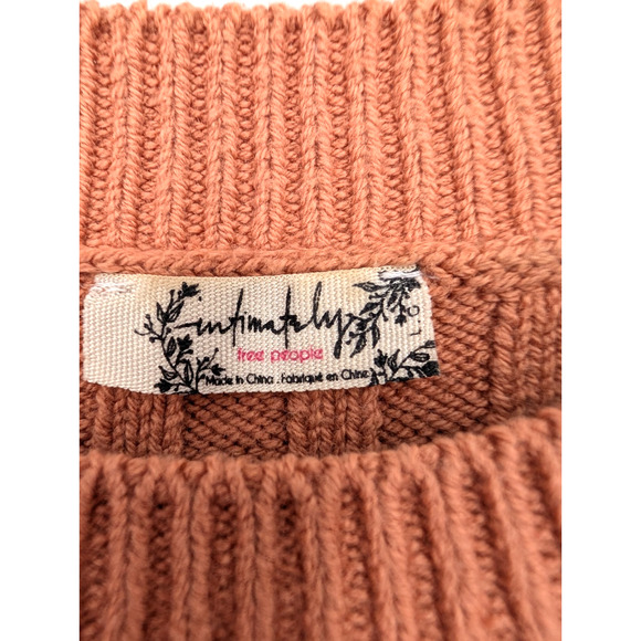 Free People Short + Sweet Cropped Cable Knit Sweater Sugared Almond Large Indie - Picture 6 of 12